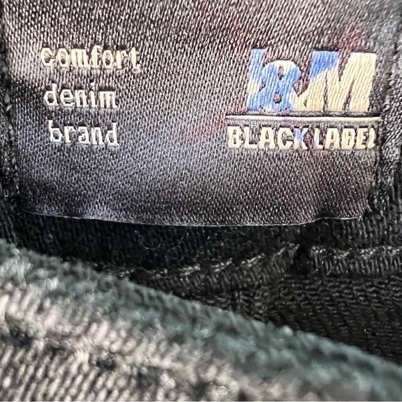 URBAN OUTFITTERS I&M BLACK HIGH RISE WIDE LEG CUFFED STRETCH JEANS SIZE 5 NWT - Picture 2 of 8